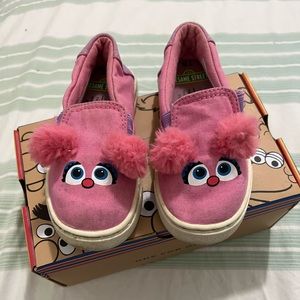 Sesame X TOMs - Abby face canvas shoes